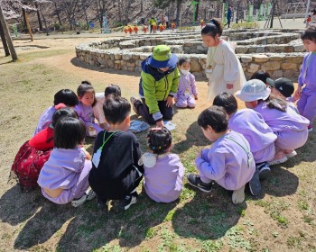 찾아가는숲/봄옷을 입혀요